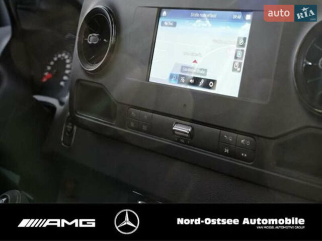 Белый Мерседес Sprinter, объемом двигателя 2.14 л и пробегом 168 тыс. км за 26300 $, фото 5 на Automoto.ua