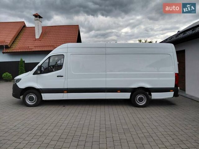 Білий Мерседес Sprinter, об'ємом двигуна 3 л та пробігом 360 тис. км за 33098 $, фото 35 на Automoto.ua