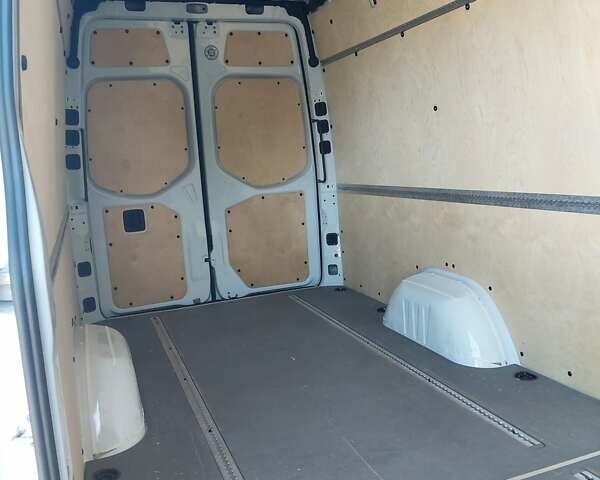 Белый Мерседес Sprinter, объемом двигателя 2.2 л и пробегом 225 тыс. км за 25999 $, фото 6 на Automoto.ua