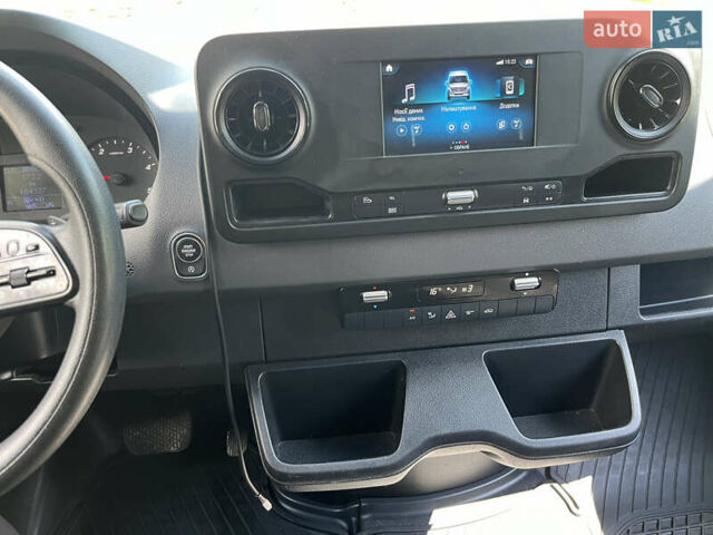 Білий Мерседес Sprinter, об'ємом двигуна 2.14 л та пробігом 164 тис. км за 27200 $, фото 19 на Automoto.ua