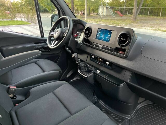 Білий Мерседес Sprinter, об'ємом двигуна 2.2 л та пробігом 337 тис. км за 24800 $, фото 23 на Automoto.ua