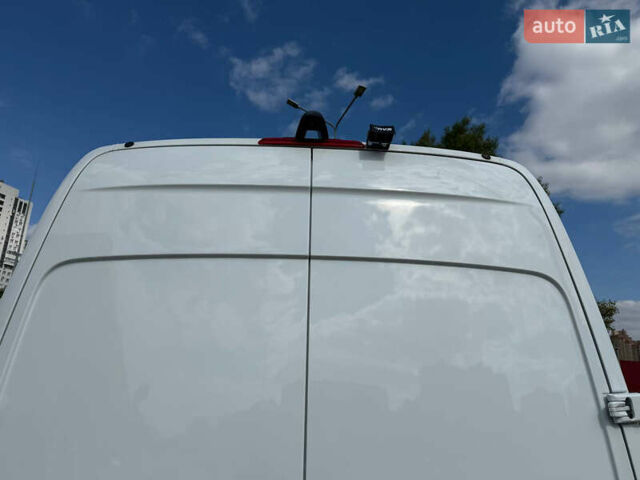 Белый Мерседес Sprinter, объемом двигателя 3 л и пробегом 69 тыс. км за 46999 $, фото 7 на Automoto.ua