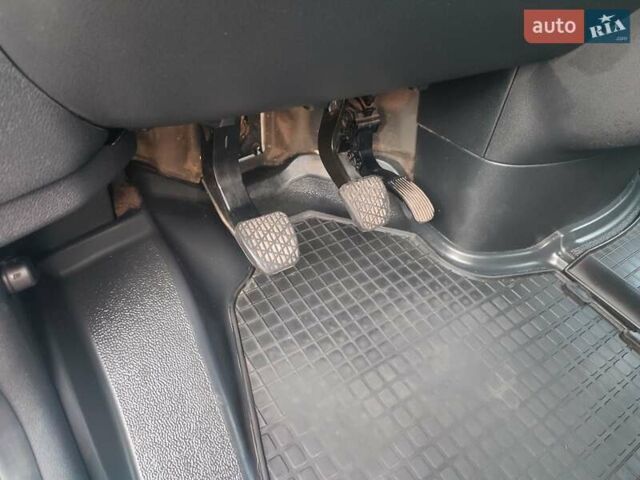 Білий Мерседес Sprinter, об'ємом двигуна 2.14 л та пробігом 276 тис. км за 24900 $, фото 23 на Automoto.ua