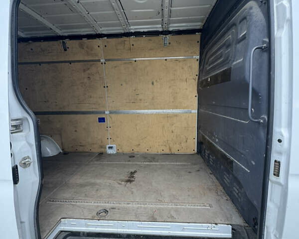 Белый Мерседес Sprinter, объемом двигателя 2.14 л и пробегом 147 тыс. км за 32818 $, фото 4 на Automoto.ua