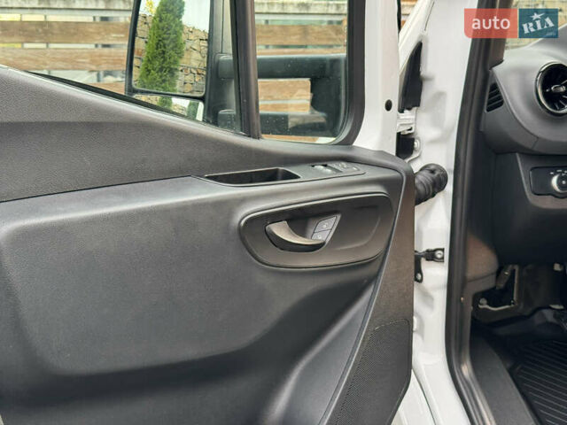 Білий Мерседес Sprinter, об'ємом двигуна 2.2 л та пробігом 254 тис. км за 24500 $, фото 77 на Automoto.ua