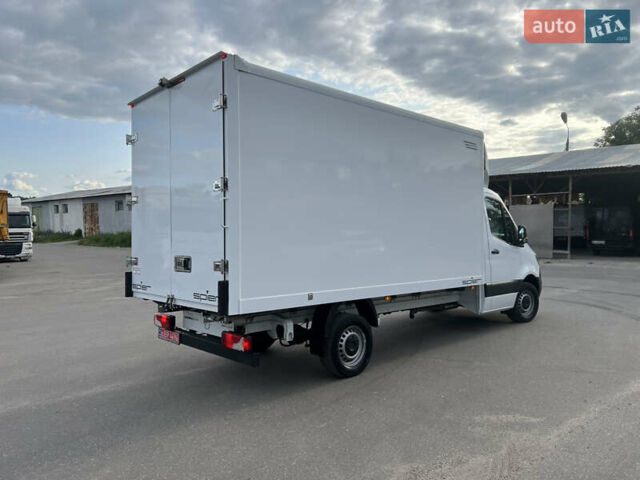 Белый Мерседес Sprinter, объемом двигателя 2.2 л и пробегом 260 тыс. км за 25500 $, фото 5 на Automoto.ua