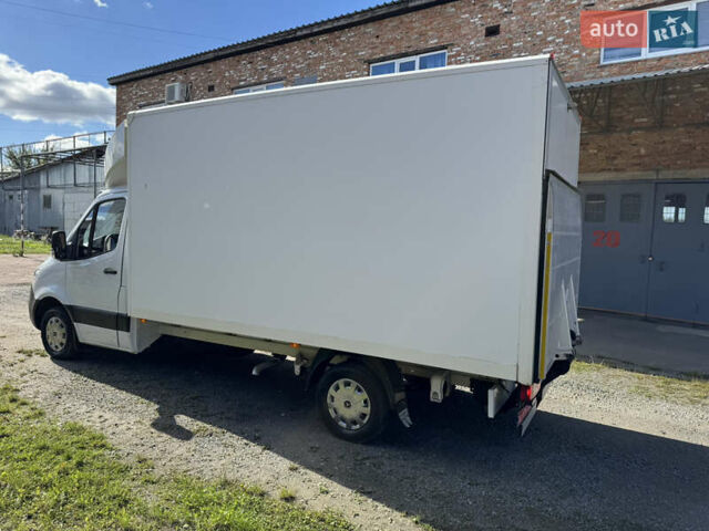Білий Мерседес Sprinter, об'ємом двигуна 2.14 л та пробігом 399 тис. км за 23850 $, фото 30 на Automoto.ua