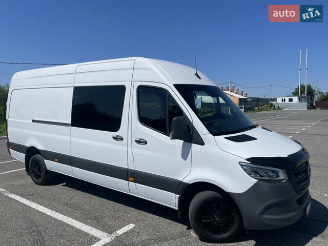 Белый Мерседес Sprinter, объемом двигателя 2.2 л и пробегом 280 тыс. км за 47500 $, фото 3 на Automoto.ua