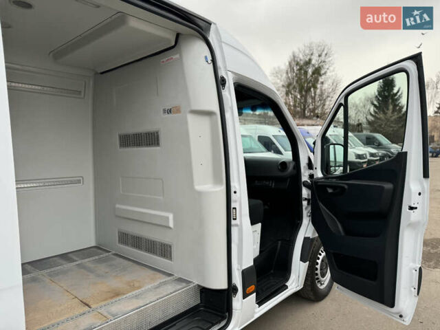 Белый Мерседес Sprinter, объемом двигателя 2.14 л и пробегом 223 тыс. км за 23900 $, фото 32 на Automoto.ua
