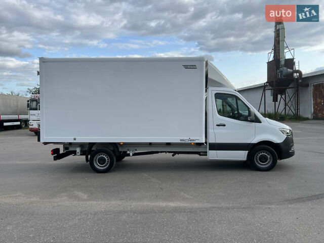 Белый Мерседес Sprinter, объемом двигателя 2.2 л и пробегом 260 тыс. км за 25500 $, фото 2 на Automoto.ua