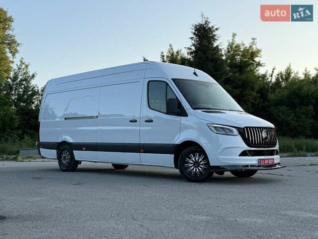 Белый Мерседес Sprinter, объемом двигателя 0 л и пробегом 290 тыс. км за 25000 $, фото 56 на Automoto.ua