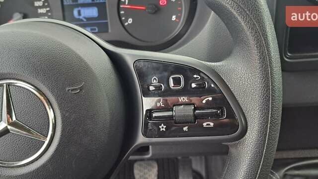Белый Мерседес Sprinter, объемом двигателя 2.2 л и пробегом 222 тыс. км за 23999 $, фото 42 на Automoto.ua