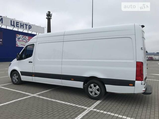 Белый Мерседес Sprinter, объемом двигателя 2.2 л и пробегом 246 тыс. км за 23900 $, фото 4 на Automoto.ua