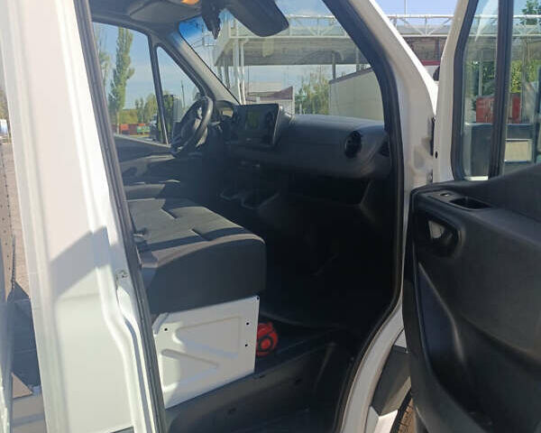 Білий Мерседес Sprinter, об'ємом двигуна 2.99 л та пробігом 241 тис. км за 41825 $, фото 11 на Automoto.ua