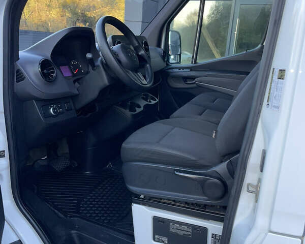 Білий Мерседес Sprinter, об'ємом двигуна 3 л та пробігом 230 тис. км за 39000 $, фото 21 на Automoto.ua