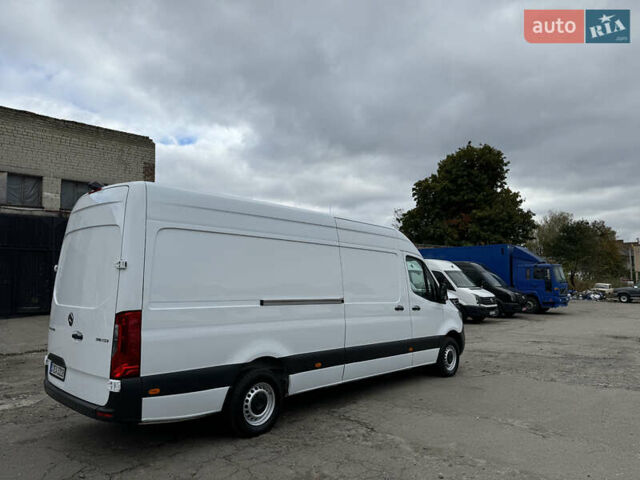 Белый Мерседес Sprinter, объемом двигателя 2.2 л и пробегом 299 тыс. км за 25600 $, фото 9 на Automoto.ua