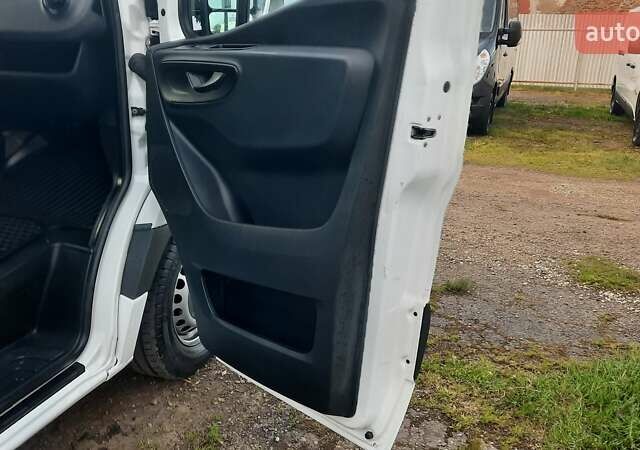 Белый Мерседес Sprinter, объемом двигателя 2.2 л и пробегом 201 тыс. км за 26599 $, фото 43 на Automoto.ua