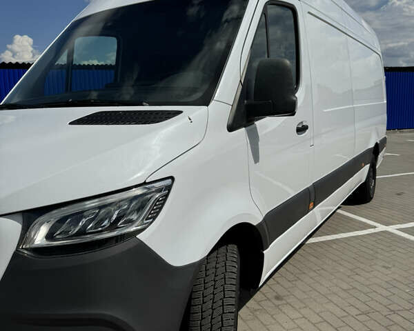 Білий Мерседес Sprinter, об'ємом двигуна 2.99 л та пробігом 313 тис. км за 40906 $, фото 7 на Automoto.ua