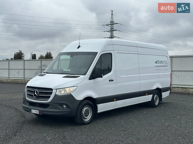 Белый Мерседес Sprinter, объемом двигателя 2.14 л и пробегом 433 тыс. км за 27900 $, фото 1 на Automoto.ua