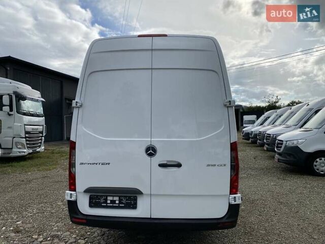 Белый Мерседес Sprinter, объемом двигателя 2.2 л и пробегом 193 тыс. км за 22850 $, фото 16 на Automoto.ua