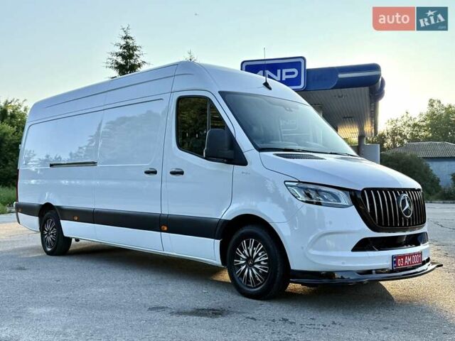 Белый Мерседес Sprinter, объемом двигателя 0 л и пробегом 290 тыс. км за 25000 $, фото 77 на Automoto.ua