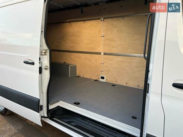 Белый Мерседес Sprinter, объемом двигателя 2.14 л и пробегом 219 тыс. км за 29499 $, фото 55 на Automoto.ua