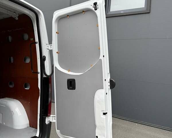 Белый Мерседес Sprinter, объемом двигателя 2.2 л и пробегом 287 тыс. км за 25450 $, фото 54 на Automoto.ua
