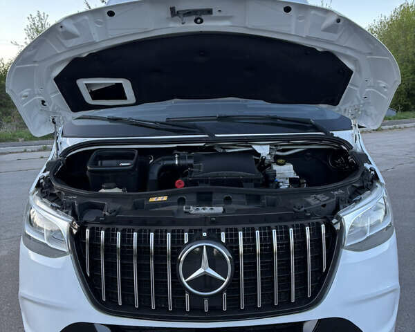 Белый Мерседес Sprinter, объемом двигателя 2.2 л и пробегом 280 тыс. км за 29000 $, фото 37 на Automoto.ua