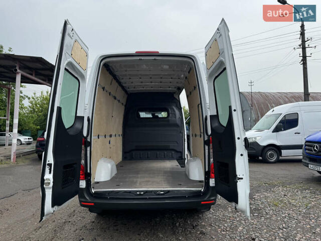 Білий Мерседес Sprinter, об'ємом двигуна 2.2 л та пробігом 207 тис. км за 22900 $, фото 33 на Automoto.ua