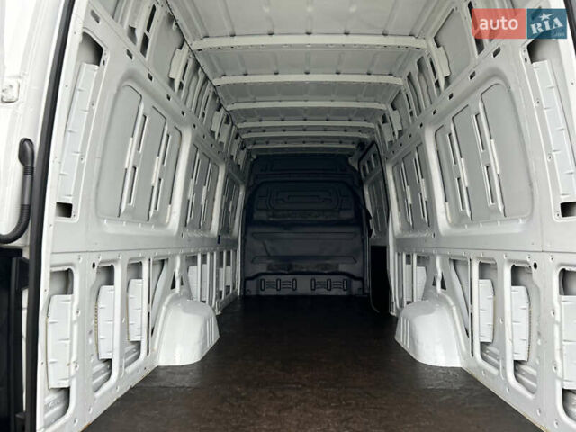 Белый Мерседес Sprinter, объемом двигателя 2.2 л и пробегом 143 тыс. км за 24400 $, фото 44 на Automoto.ua