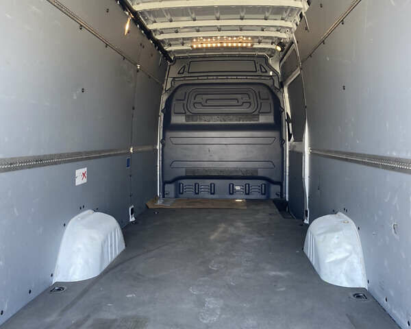 Белый Мерседес Sprinter, объемом двигателя 2.14 л и пробегом 180 тыс. км за 32500 $, фото 5 на Automoto.ua