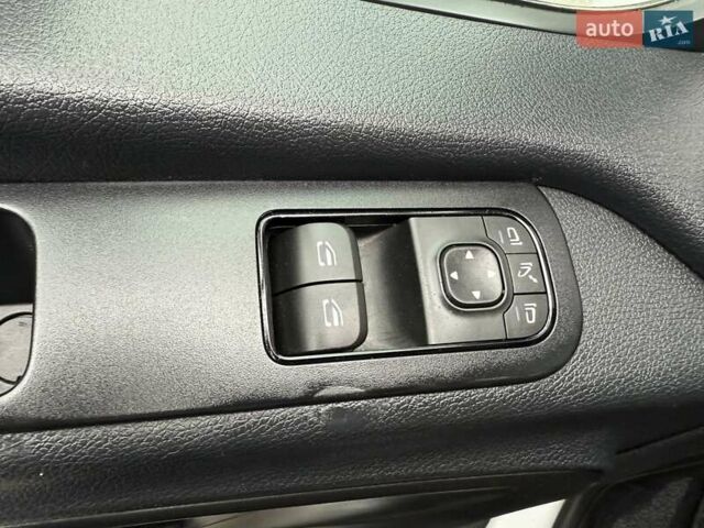Белый Мерседес Sprinter, объемом двигателя 2.2 л и пробегом 287 тыс. км за 25450 $, фото 24 на Automoto.ua