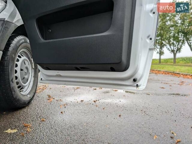 Білий Мерседес Sprinter, об'ємом двигуна 2.2 л та пробігом 291 тис. км за 25999 $, фото 80 на Automoto.ua