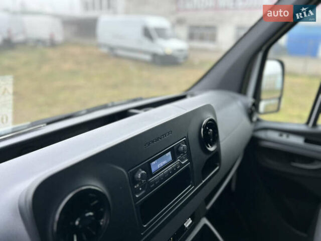 Белый Мерседес Sprinter, объемом двигателя 2.2 л и пробегом 143 тыс. км за 24400 $, фото 66 на Automoto.ua