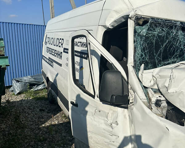 Білий Мерседес Sprinter, об'ємом двигуна 1.95 л та пробігом 150 тис. км за 12000 $, фото 4 на Automoto.ua