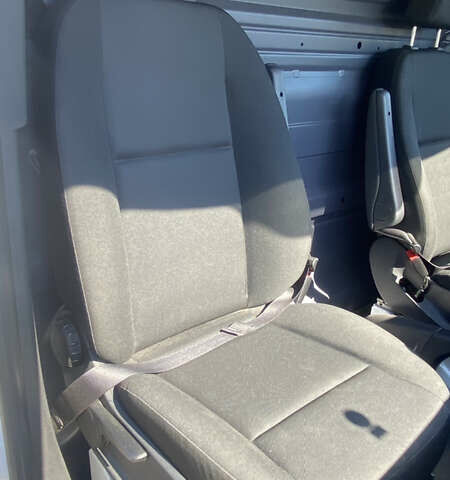 Белый Мерседес Sprinter, объемом двигателя 2.14 л и пробегом 180 тыс. км за 32500 $, фото 27 на Automoto.ua