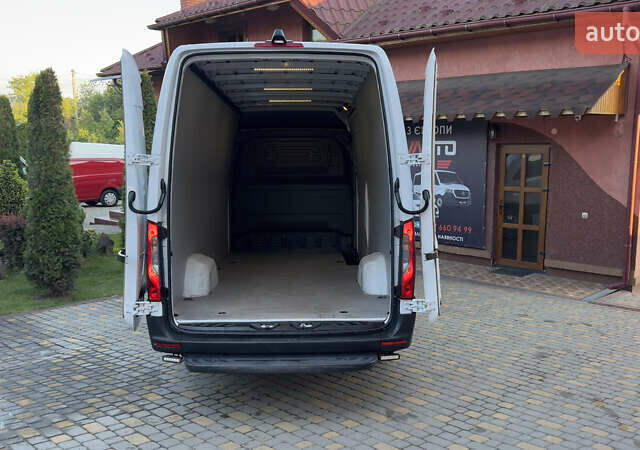 Белый Мерседес Sprinter, объемом двигателя 2.14 л и пробегом 346 тыс. км за 29400 $, фото 24 на Automoto.ua