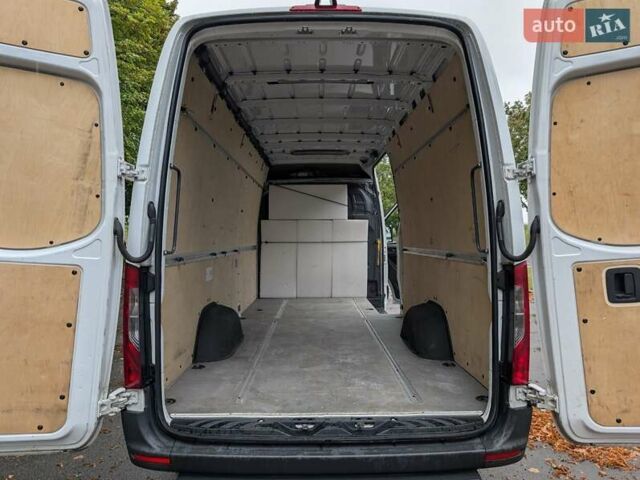Білий Мерседес Sprinter, об'ємом двигуна 2.2 л та пробігом 291 тис. км за 25999 $, фото 48 на Automoto.ua