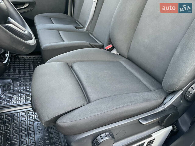 Белый Мерседес Sprinter, объемом двигателя 2.2 л и пробегом 267 тыс. км за 20999 $, фото 32 на Automoto.ua