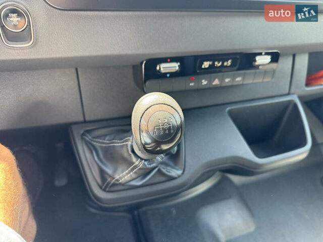 Білий Мерседес Sprinter, об'ємом двигуна 2.2 л та пробігом 260 тис. км за 27999 $, фото 26 на Automoto.ua