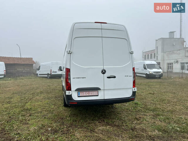 Белый Мерседес Sprinter, объемом двигателя 2.2 л и пробегом 143 тыс. км за 24400 $, фото 12 на Automoto.ua