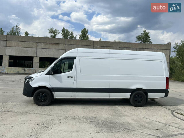Белый Мерседес Sprinter, объемом двигателя 2.99 л и пробегом 32 тыс. км за 49900 $, фото 2 на Automoto.ua