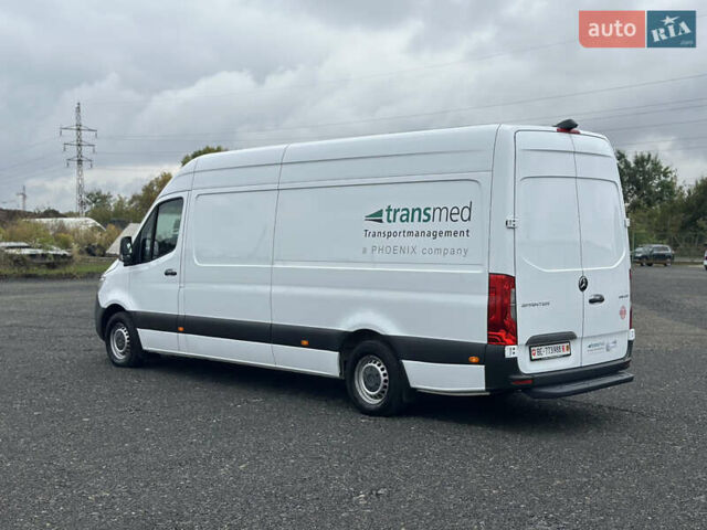 Белый Мерседес Sprinter, объемом двигателя 2.14 л и пробегом 433 тыс. км за 27900 $, фото 4 на Automoto.ua
