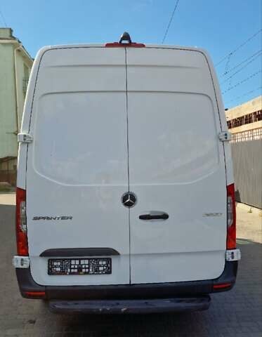 Белый Мерседес Sprinter, объемом двигателя 0 л и пробегом 73 тыс. км за 45000 $, фото 18 на Automoto.ua