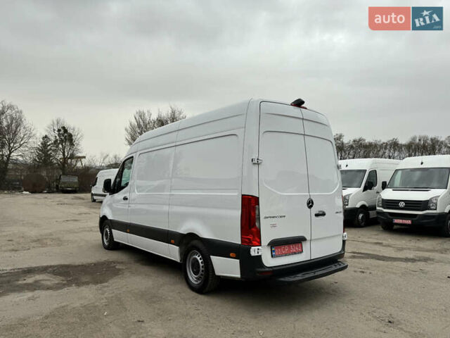 Белый Мерседес Sprinter, объемом двигателя 2.14 л и пробегом 223 тыс. км за 23900 $, фото 14 на Automoto.ua