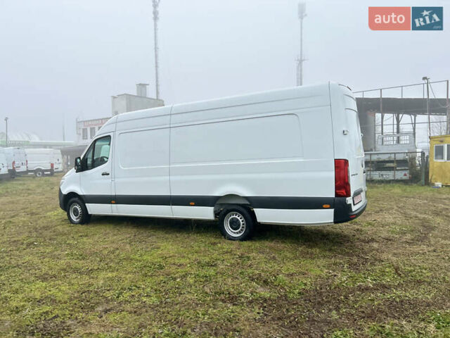 Белый Мерседес Sprinter, объемом двигателя 2.2 л и пробегом 143 тыс. км за 24400 $, фото 7 на Automoto.ua