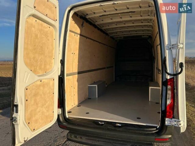 Белый Мерседес Sprinter, объемом двигателя 2.14 л и пробегом 219 тыс. км за 29499 $, фото 8 на Automoto.ua