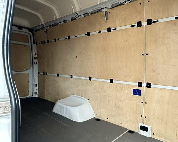 Белый Мерседес Sprinter, объемом двигателя 2.99 л и пробегом 373 тыс. км за 62700 $, фото 27 на Automoto.ua