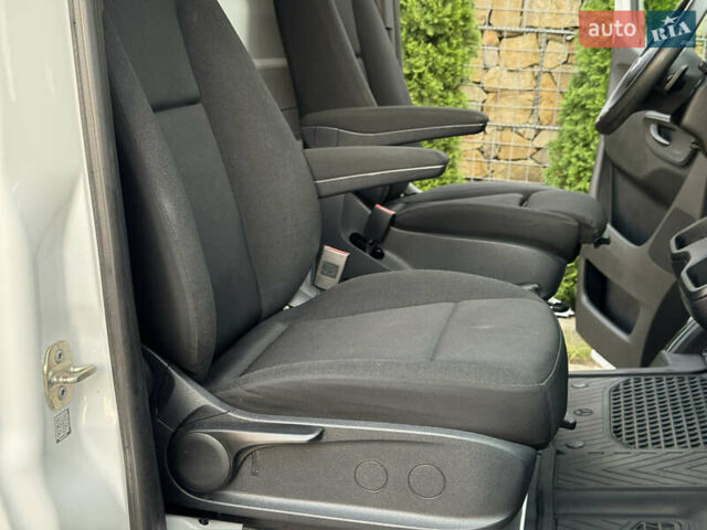 Білий Мерседес Sprinter, об'ємом двигуна 2.2 л та пробігом 254 тис. км за 24500 $, фото 105 на Automoto.ua