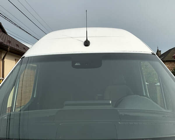 Белый Мерседес Sprinter, объемом двигателя 2.99 л и пробегом 373 тыс. км за 62700 $, фото 14 на Automoto.ua